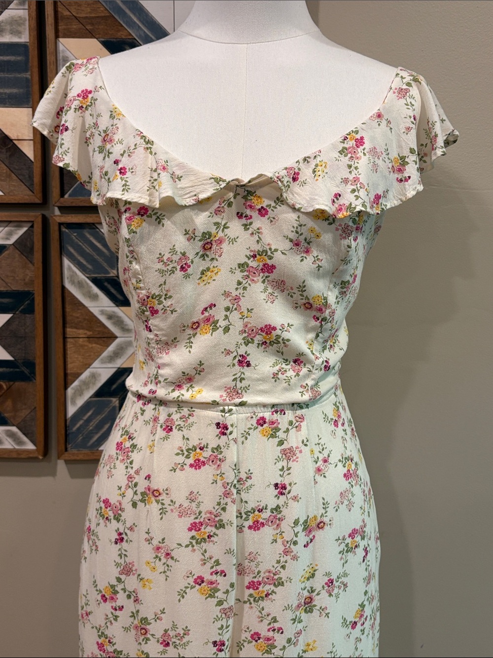 Ralph Lauren Denim & Supply Cream Floral Ruffle Tie Back Jumpsuit Romper size 2 - Picture 2 of 12